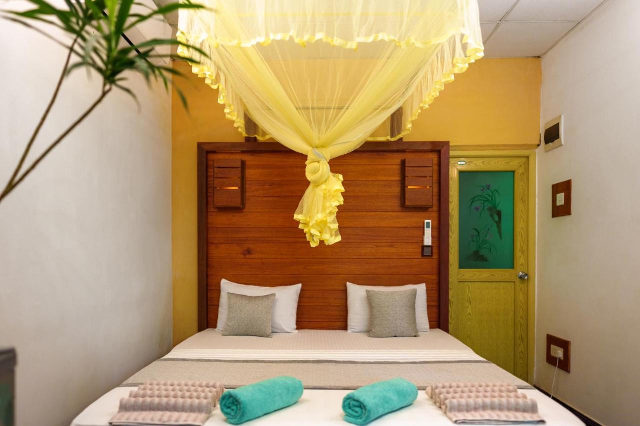 Green Orange Villa Weligama Esterno foto